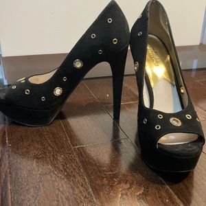 Michael Kors peep toe pumps with gold detailing
